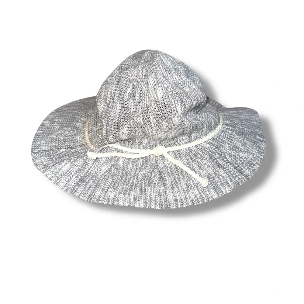 Altar'd State Knit Floppy Hat Women’s One Size Gray Wide Brim Beach‎ Boho